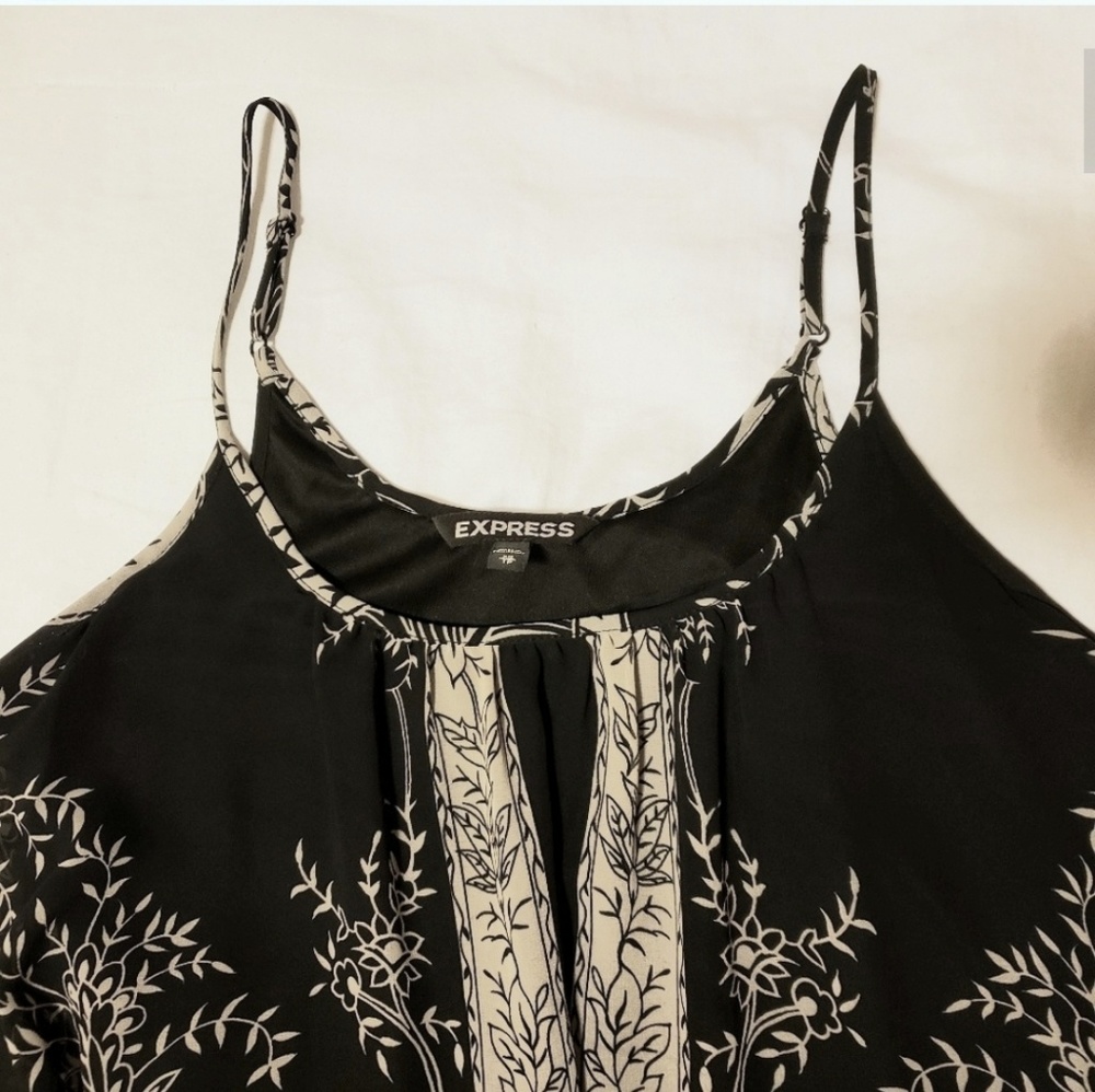 💛 Express Paisley print trapeze dress - Picture 4 of 4